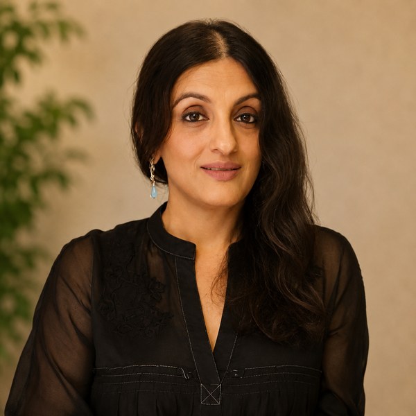 Portrait of Priti Doshi